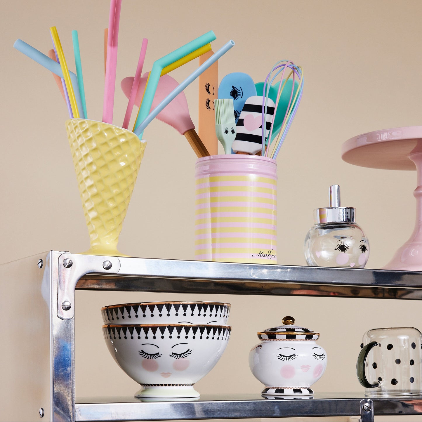 Opbevaringsdåse med diamand håndtag - H15 Ø10,5 cm